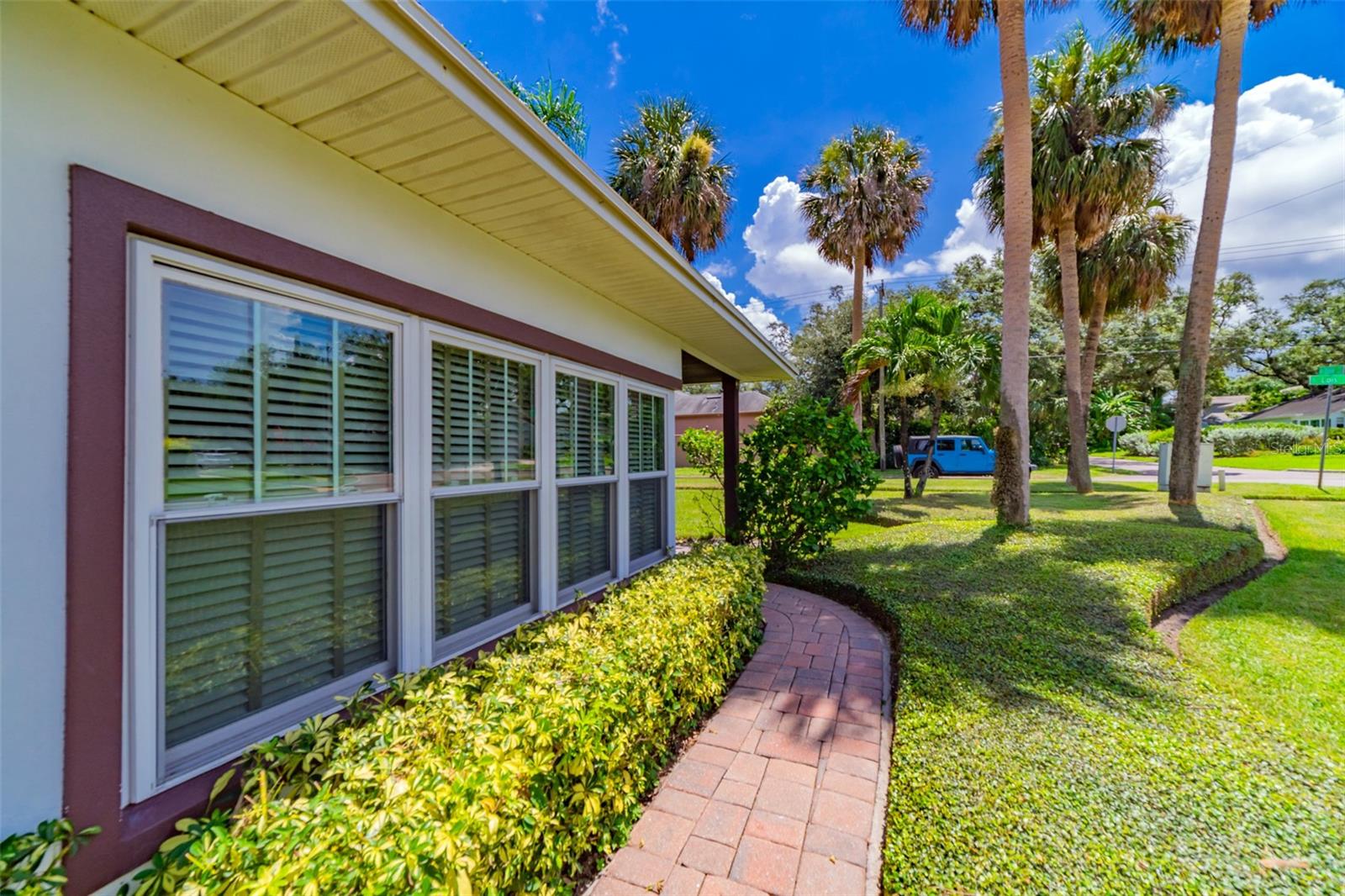 BEACH PARK - Residential Lease