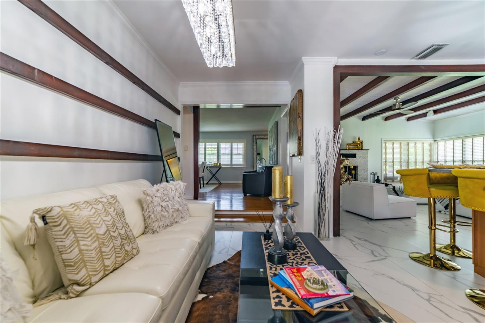 BEACH PARK - Residential Lease