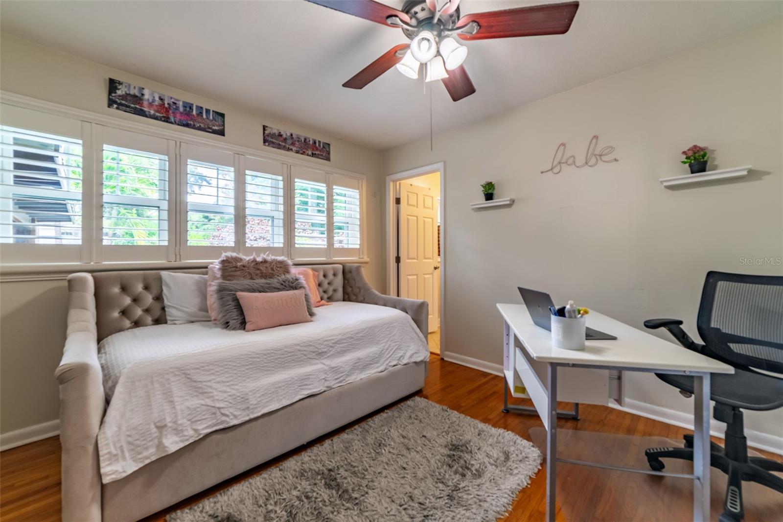 BEACH PARK - Residential Lease