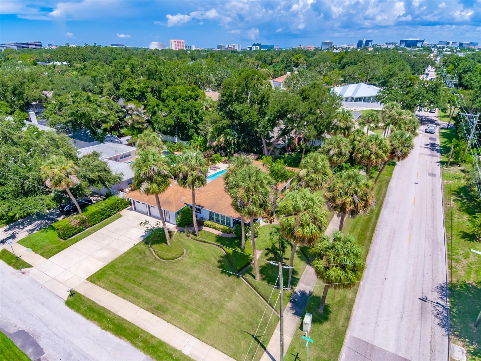 BEACH PARK - Residential Lease