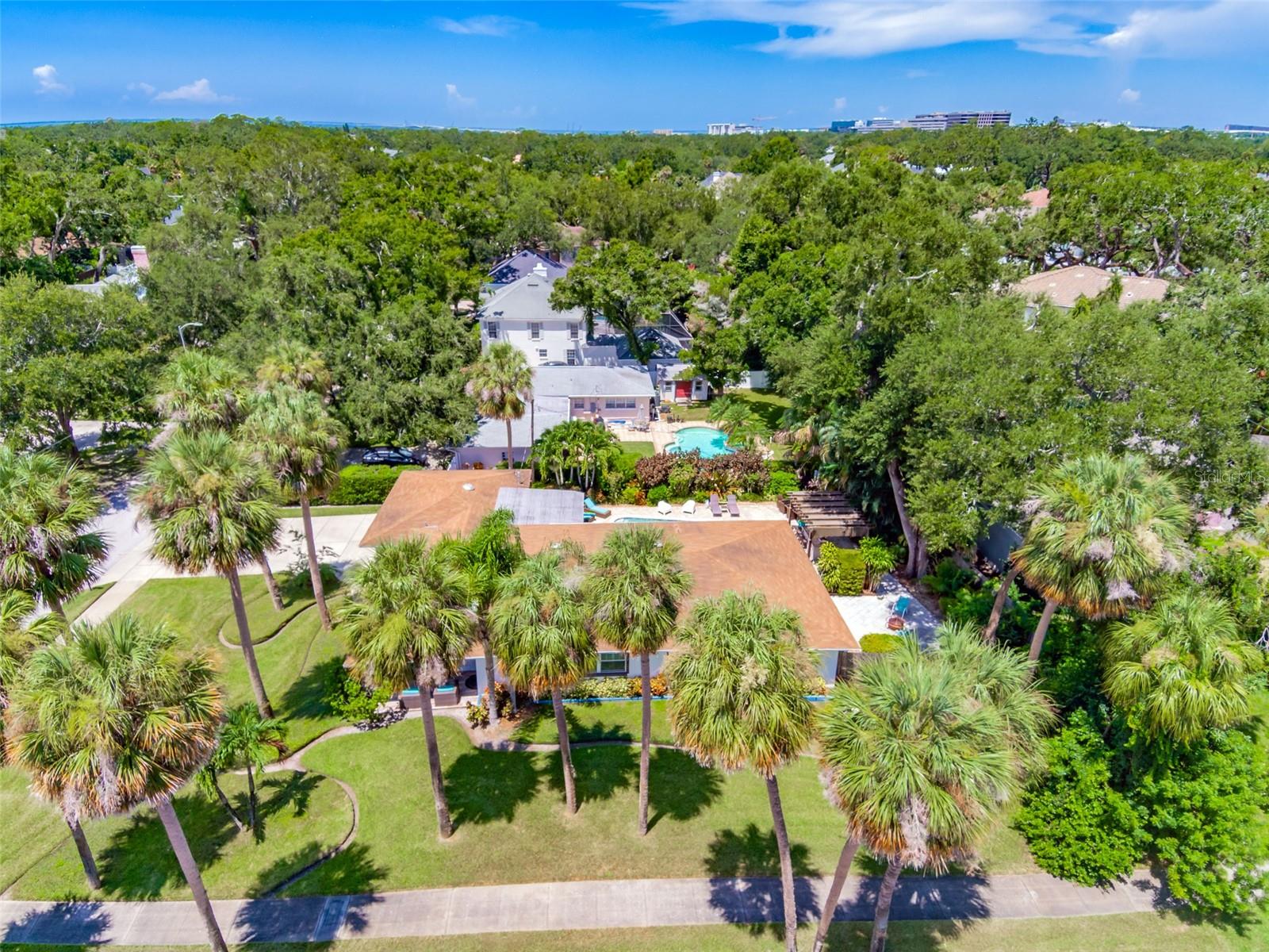 BEACH PARK - Residential Lease