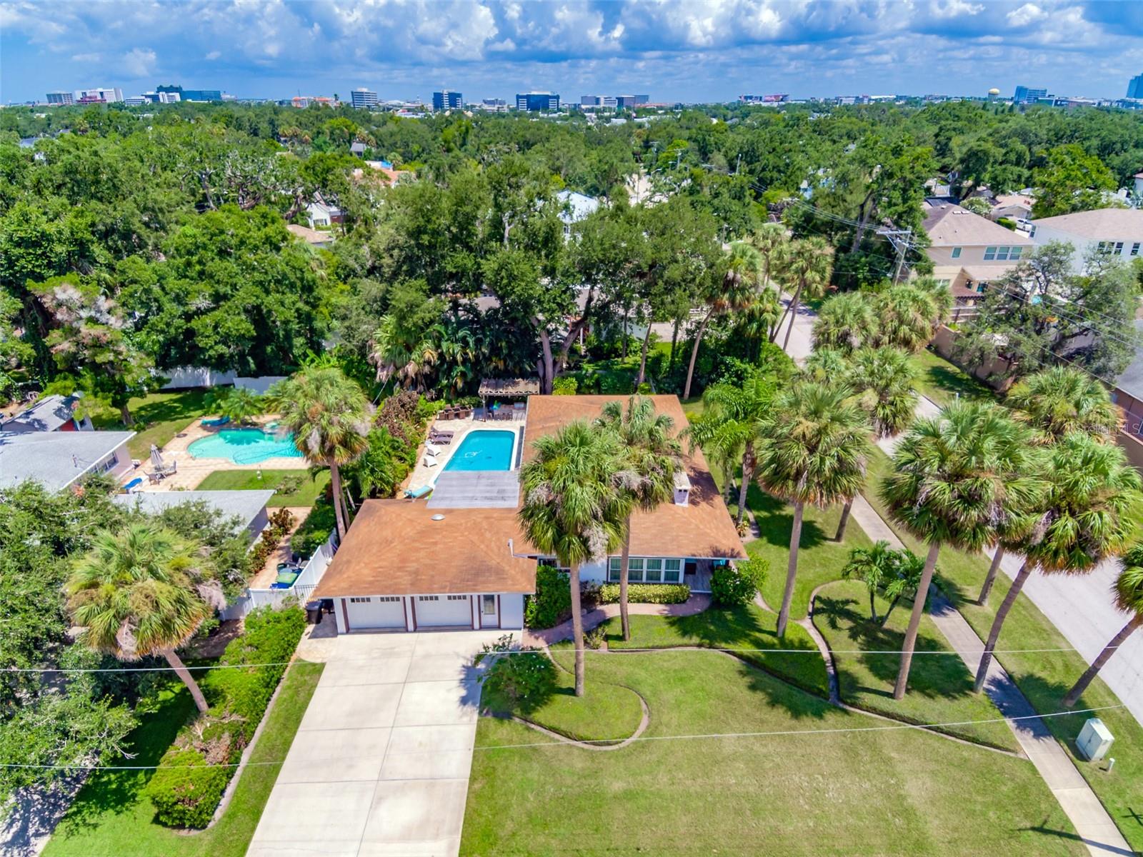 BEACH PARK - Residential Lease