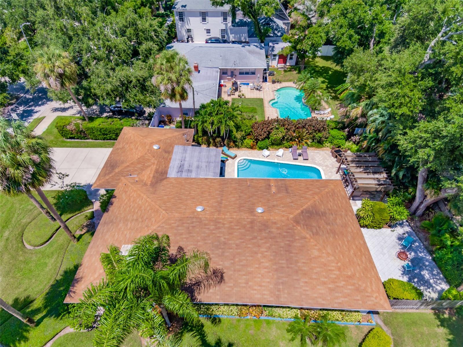 BEACH PARK - Residential Lease