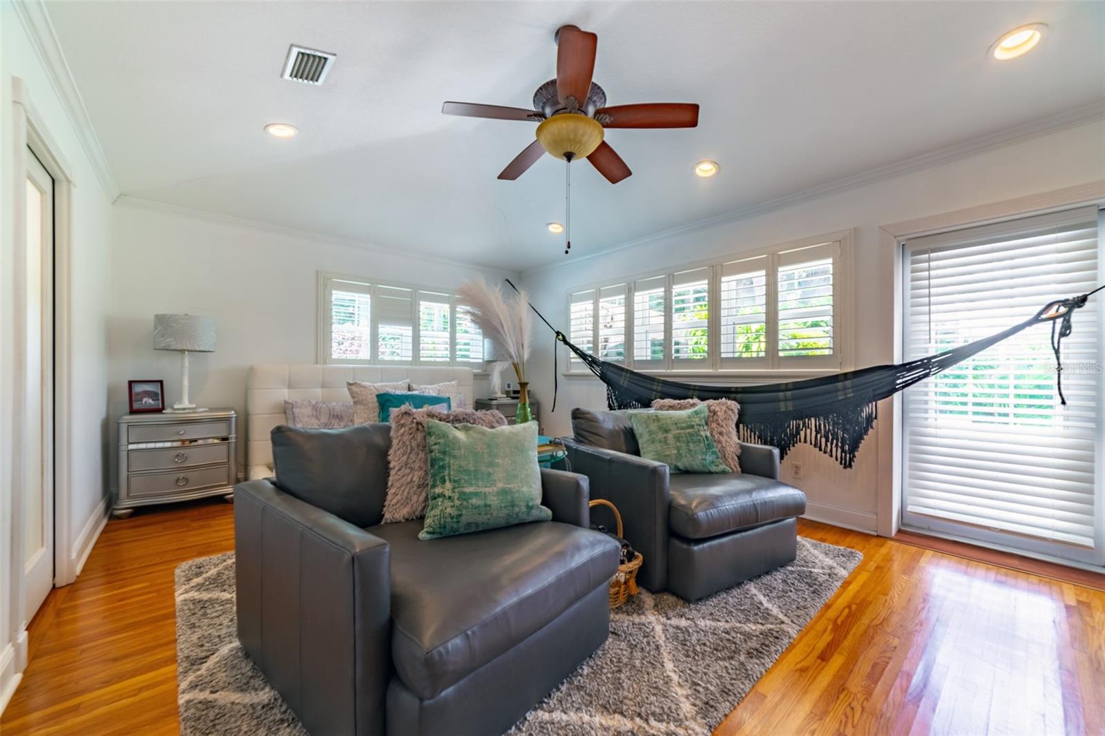 BEACH PARK - Residential Lease