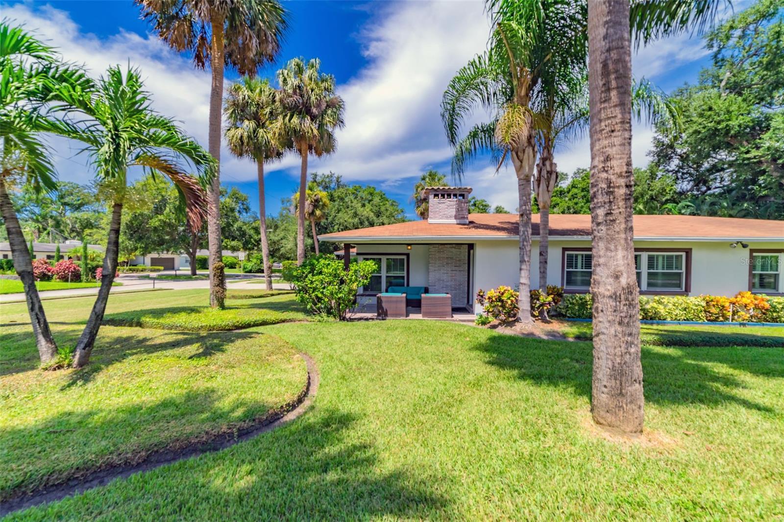 BEACH PARK - Residential Lease