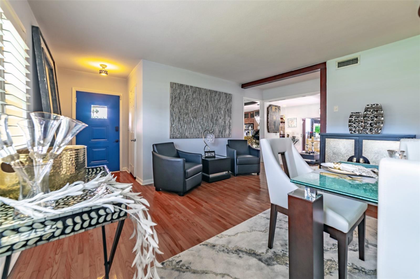 BEACH PARK - Residential Lease