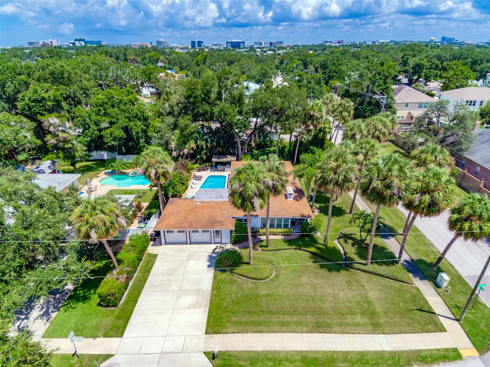 BEACH PARK - Residential Lease