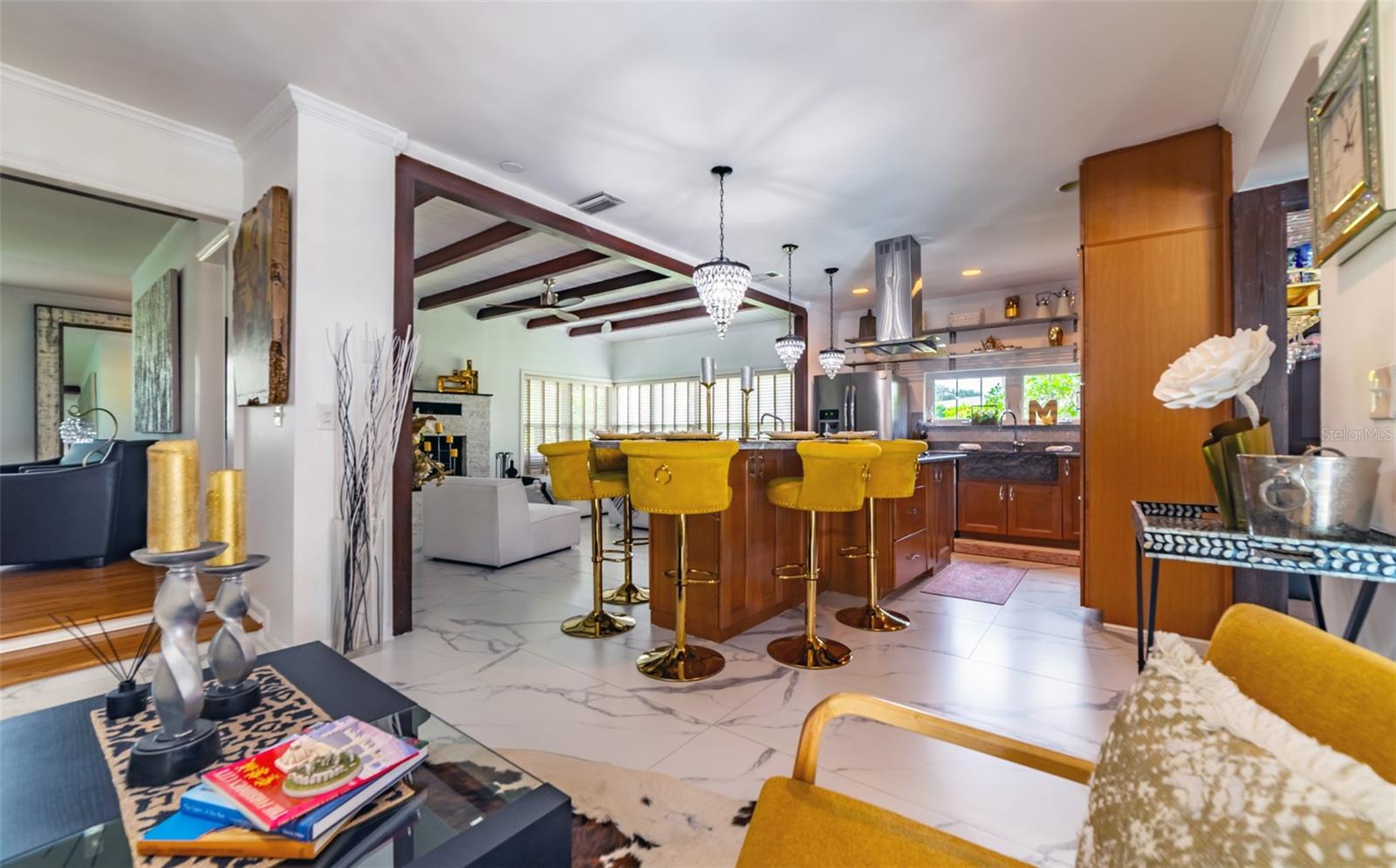 BEACH PARK - Residential Lease