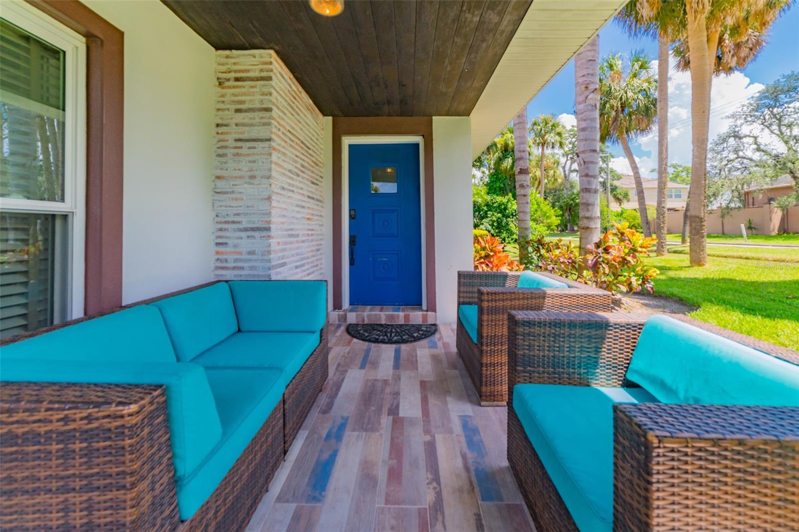 BEACH PARK - Residential Lease