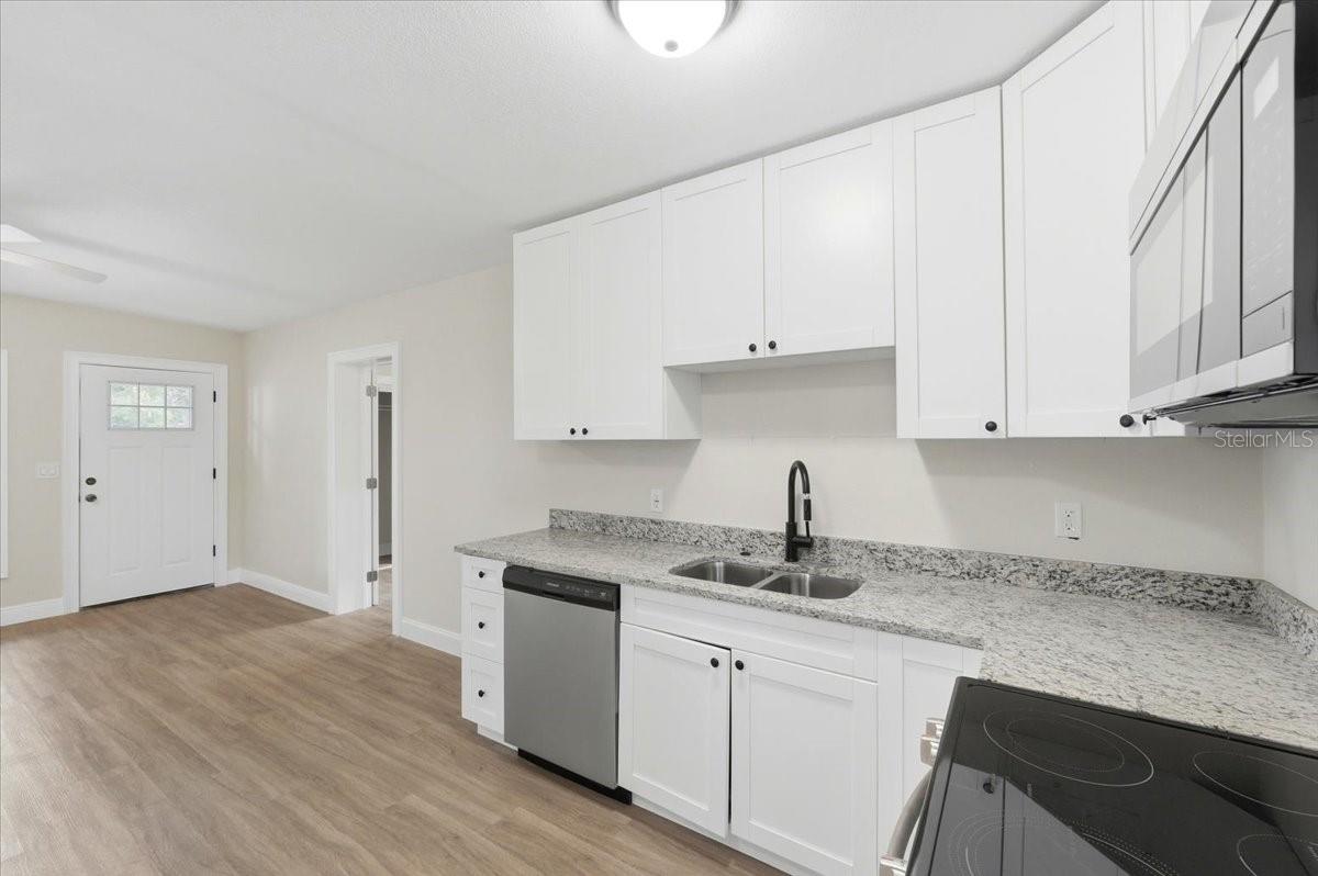 EDGEWOOD PARK - Residential