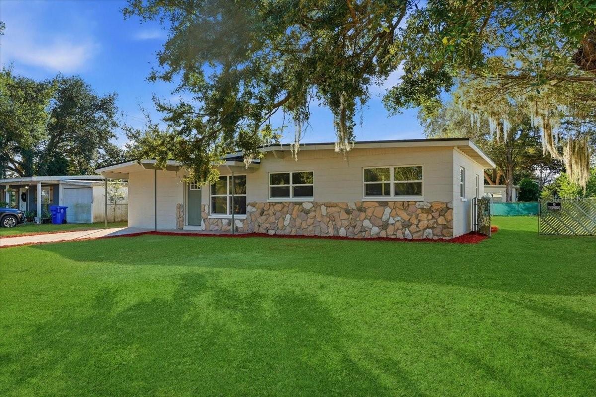 EDGEWOOD PARK - Residential