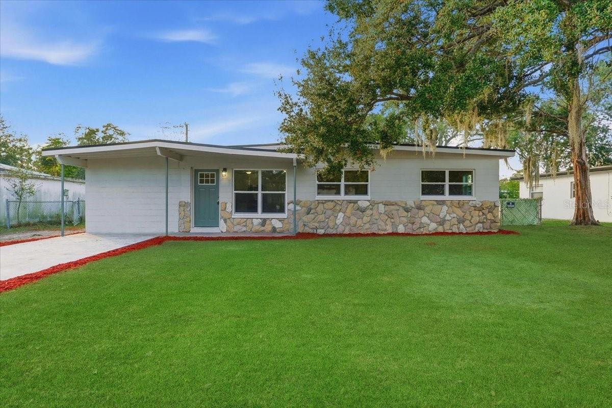 EDGEWOOD PARK - Residential