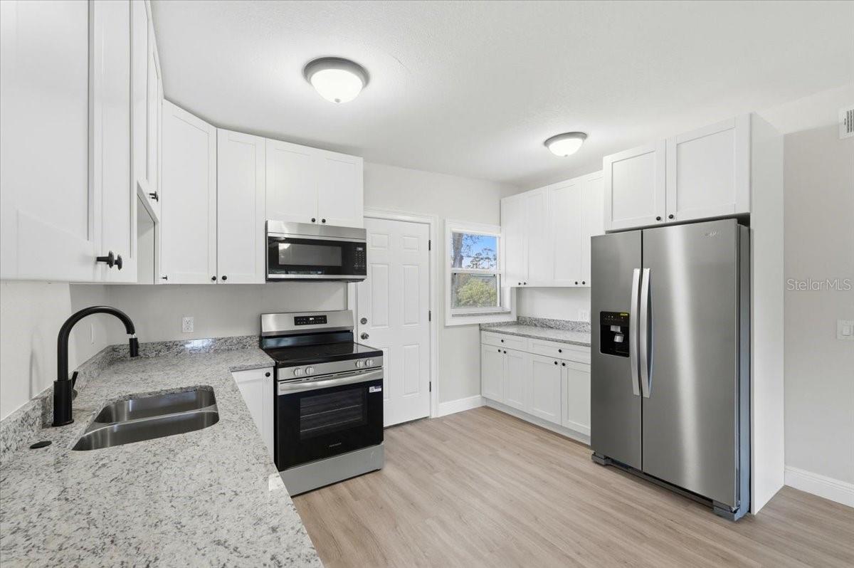 EDGEWOOD PARK - Residential