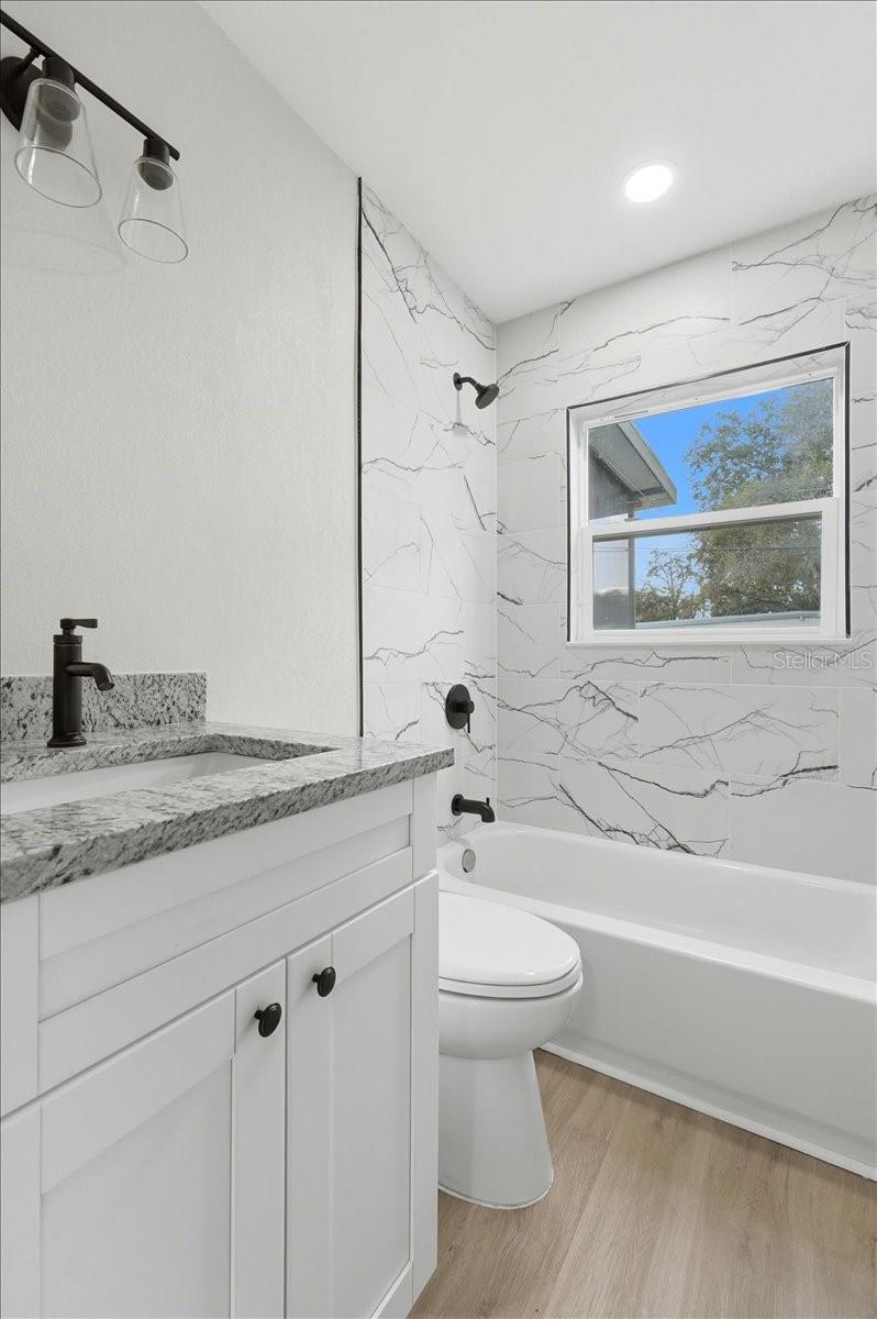 EDGEWOOD PARK - Residential