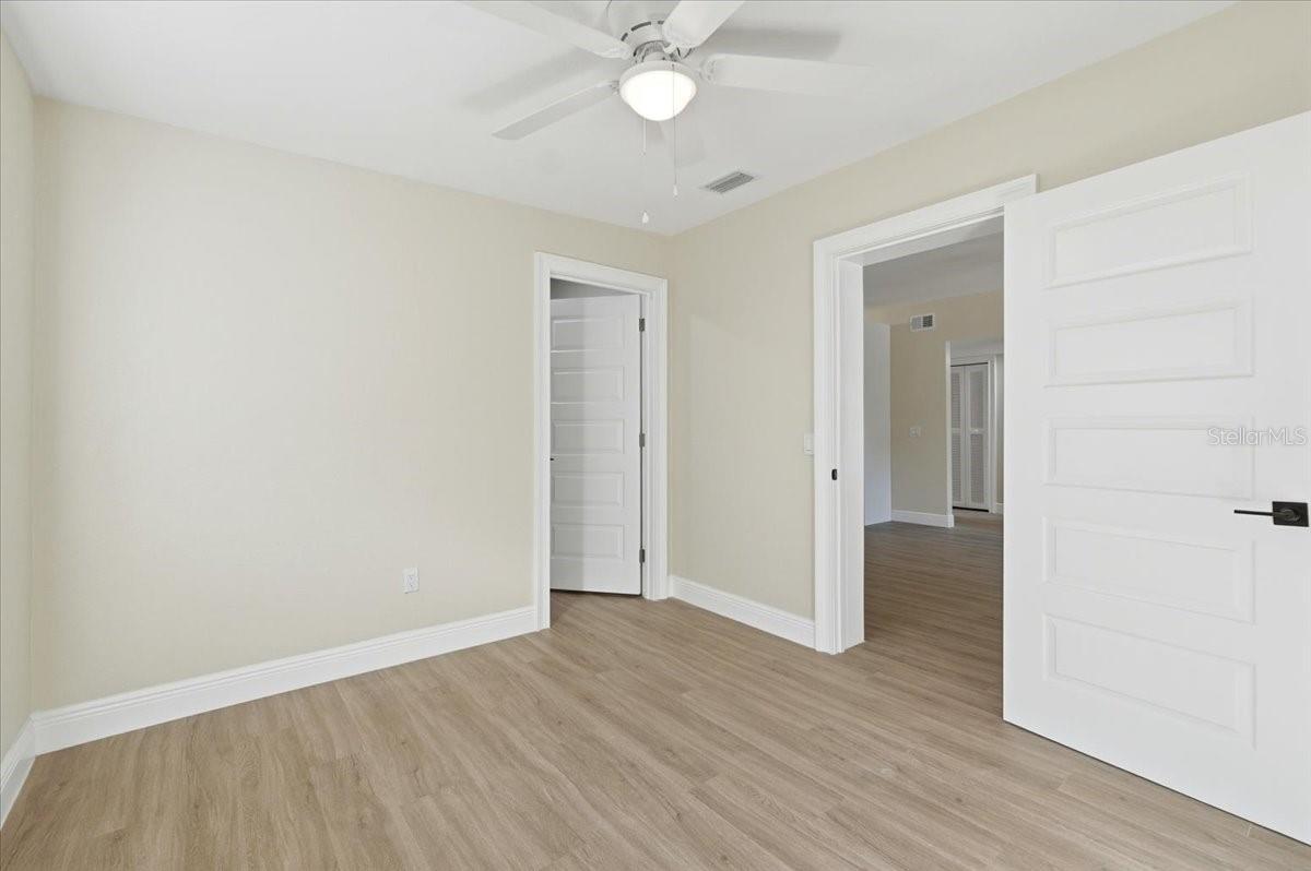 EDGEWOOD PARK - Residential