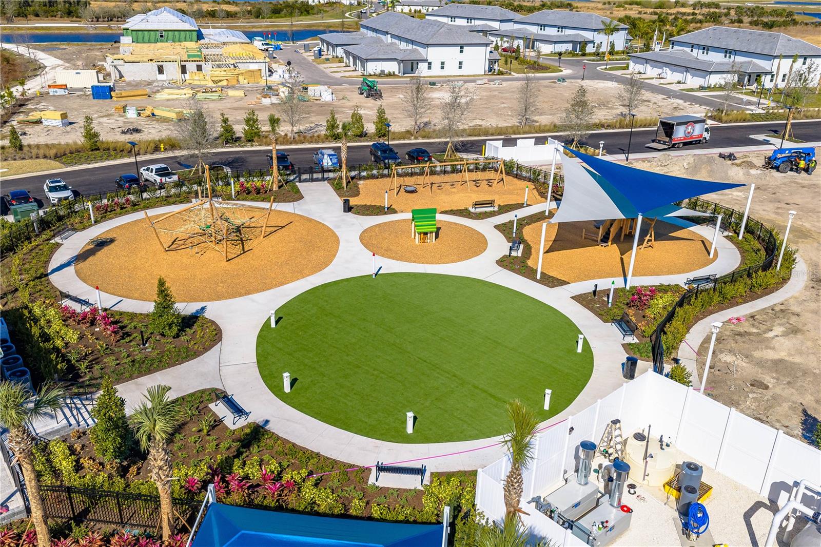 PALMERA AT WELLEN PARK - Residential