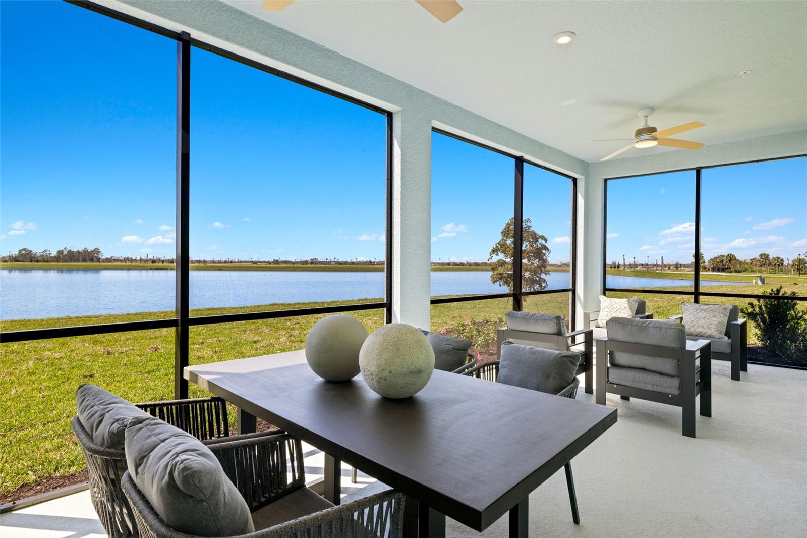 PALMERA AT WELLEN PARK - Residential