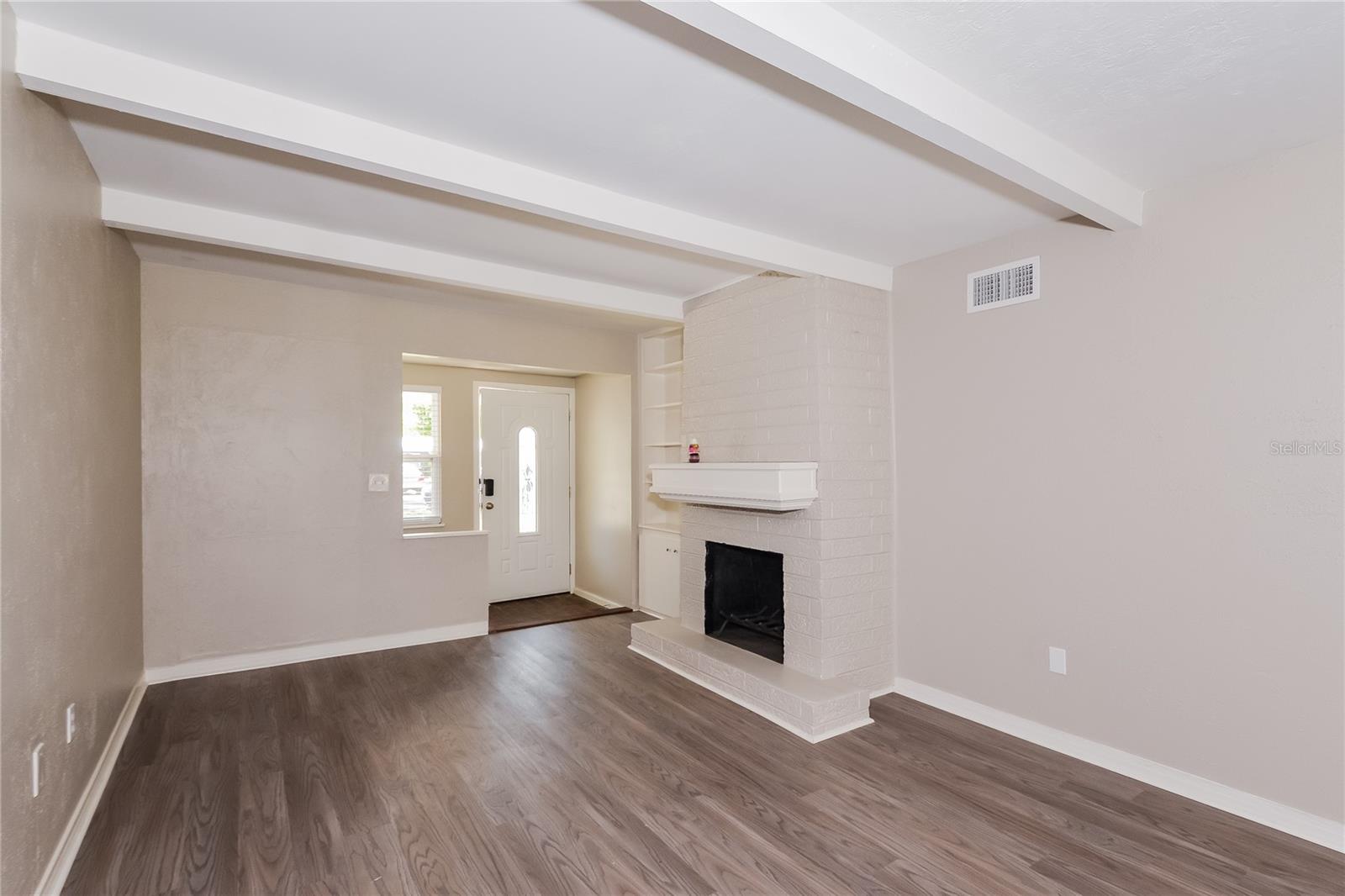 SARASOTA VENICE CO 09 37 18 - Residential Lease