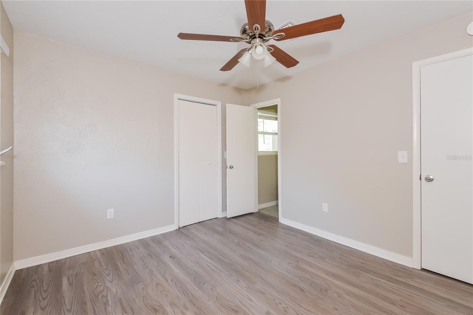 SARASOTA VENICE CO 09 37 18 - Residential Lease