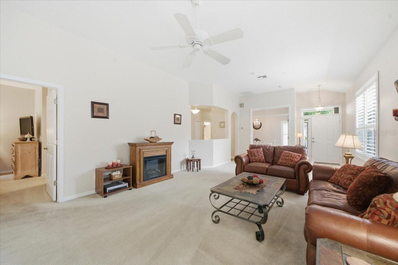 SILVERTHORN PH 4 STERLING RUN - Residential