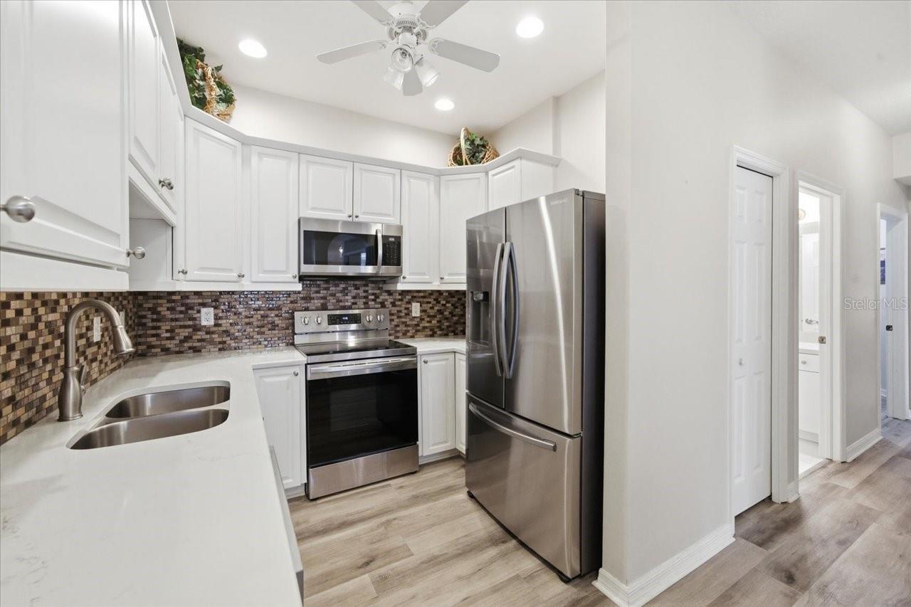 SILVERTHORN PH 4 STERLING RUN - Residential