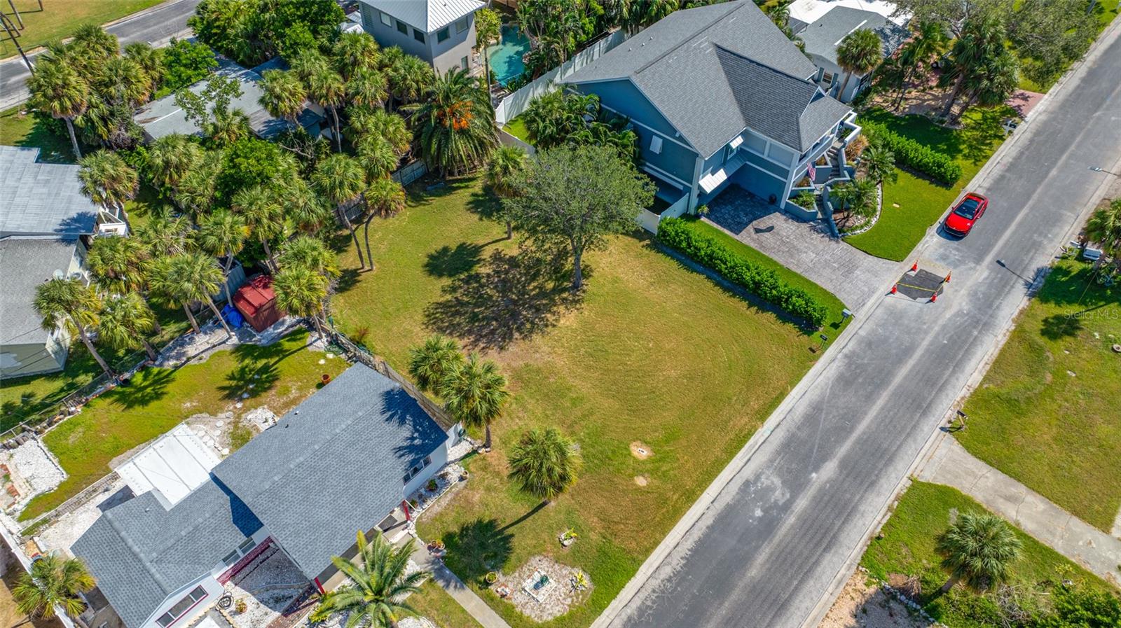 3961 OLEANDER WAY
