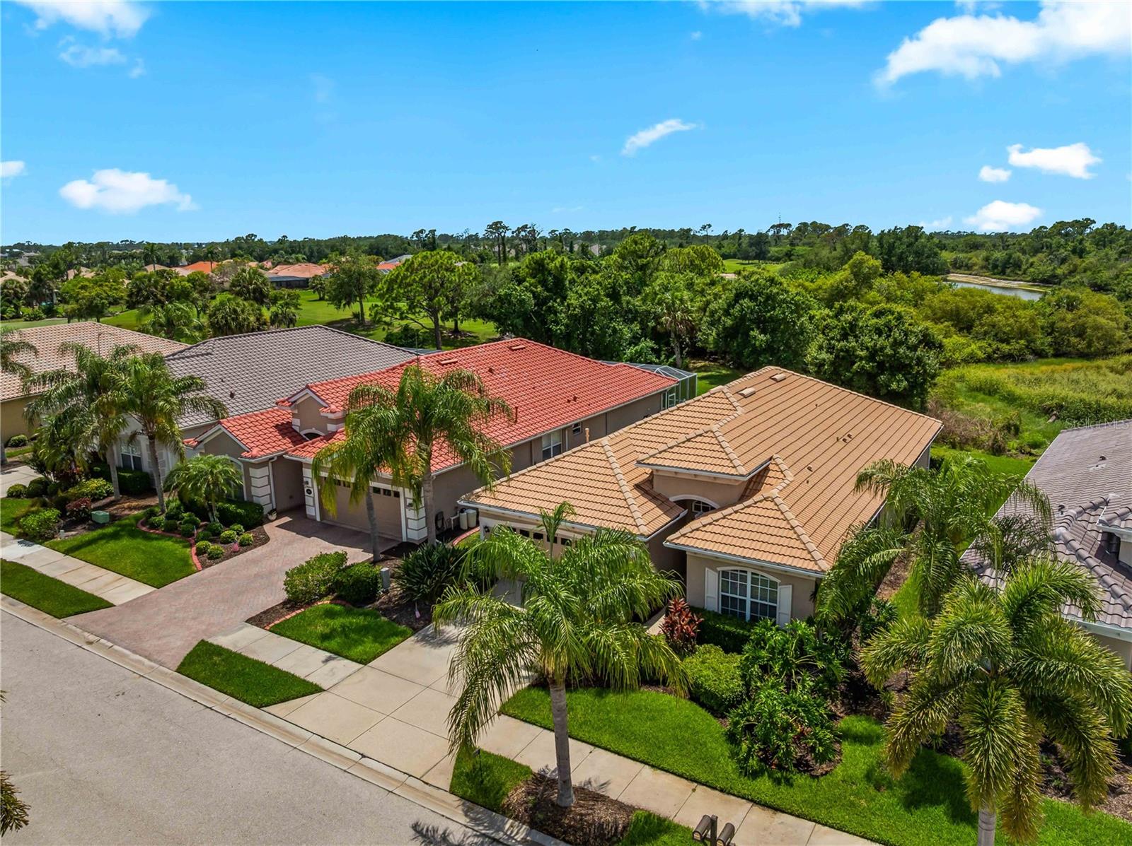5435 BLUE HERON CIRCLE