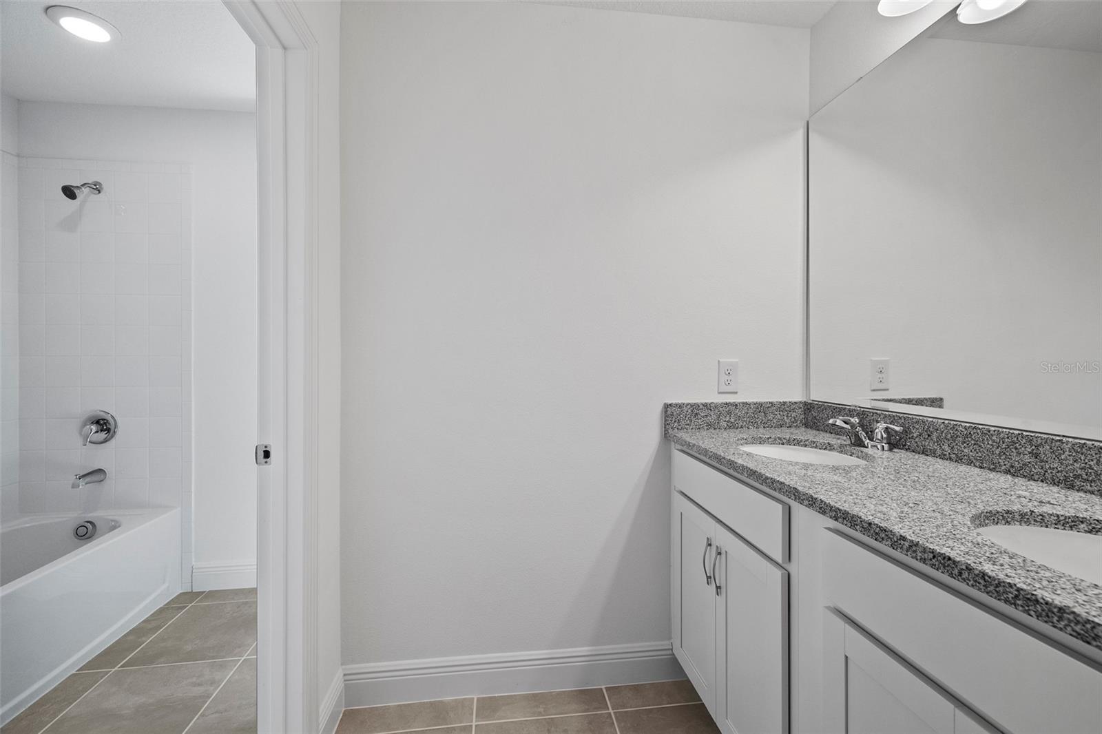 TRINITY LAKES PH 3 - Residential