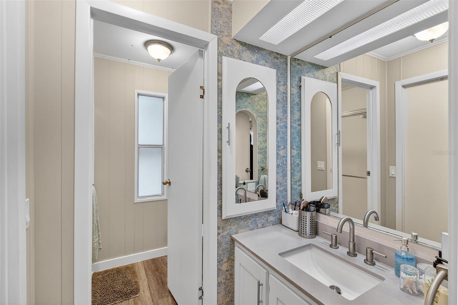 LA CASA MHP CO-OP - Residential