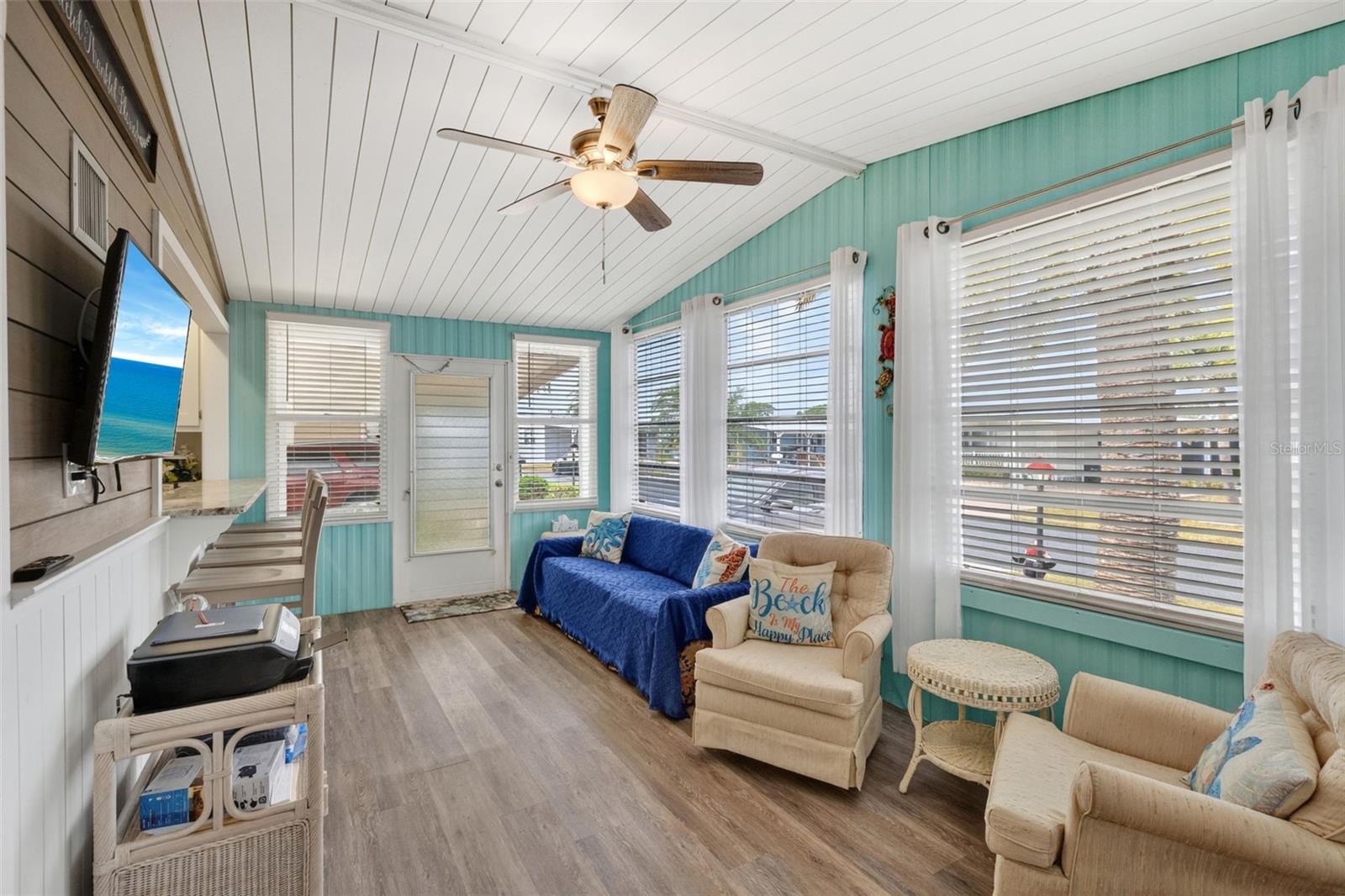 LA CASA MHP CO-OP - Residential