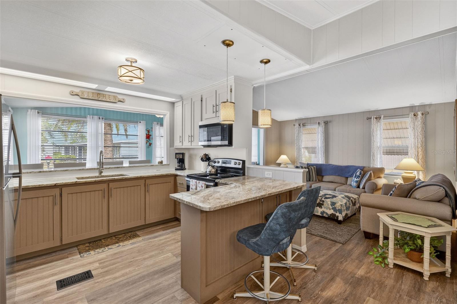 LA CASA MHP CO-OP - Residential