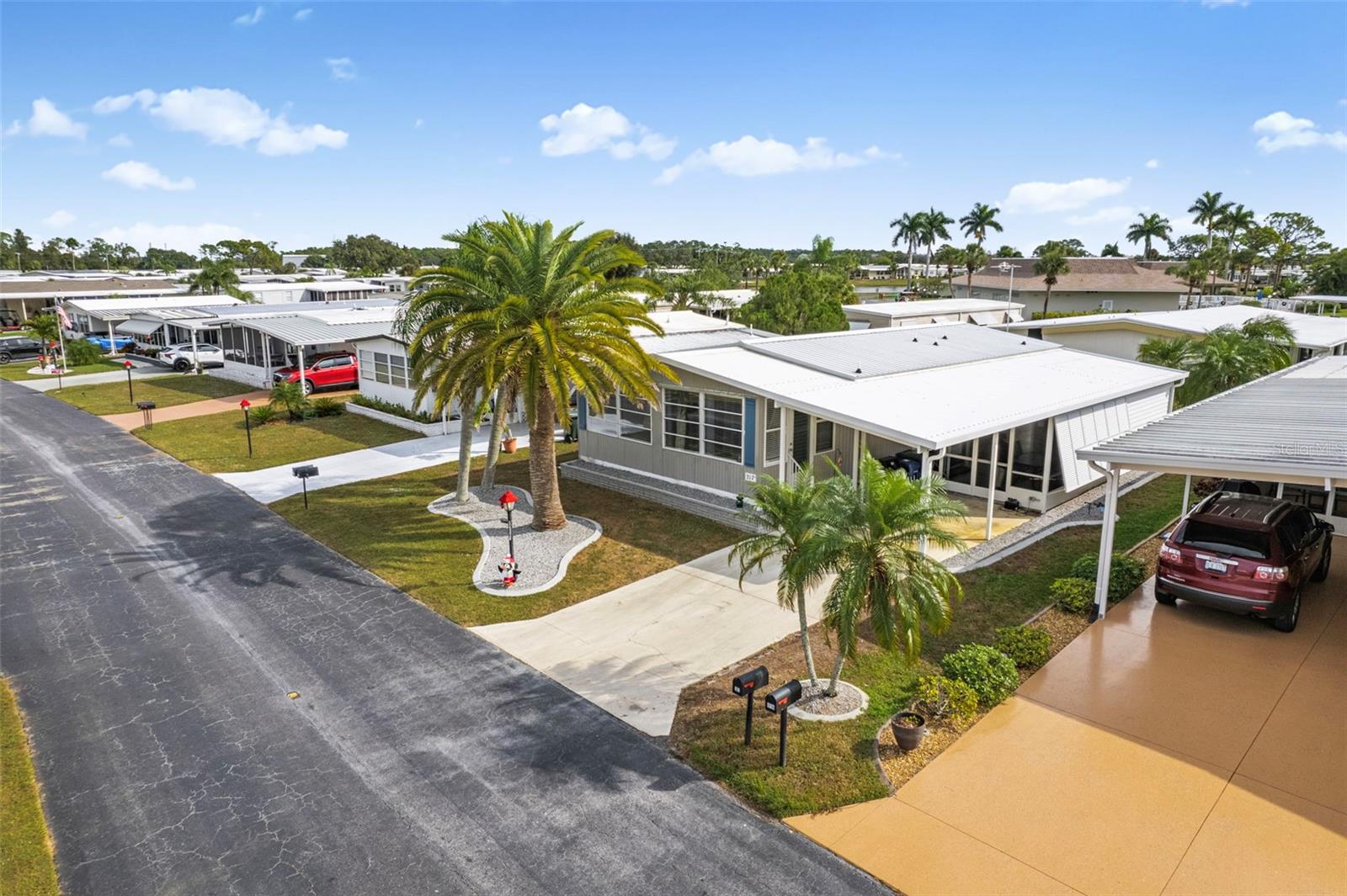 LA CASA MHP CO-OP - Residential