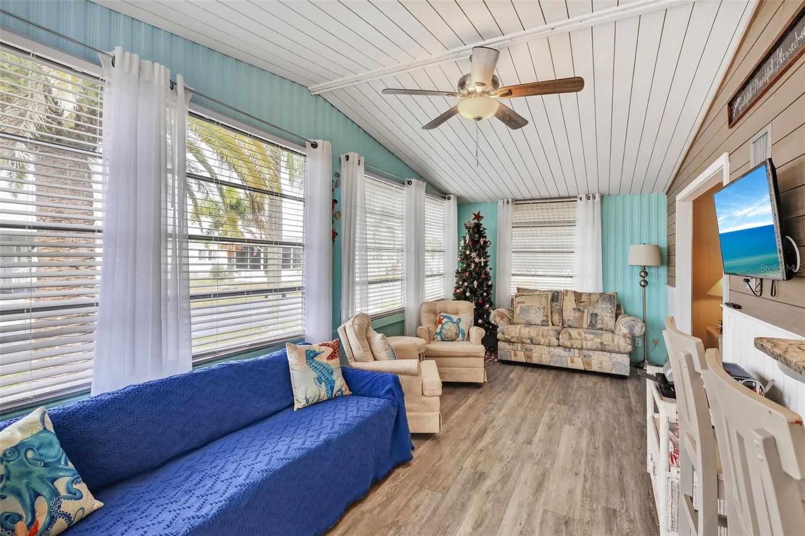 LA CASA MHP CO-OP - Residential