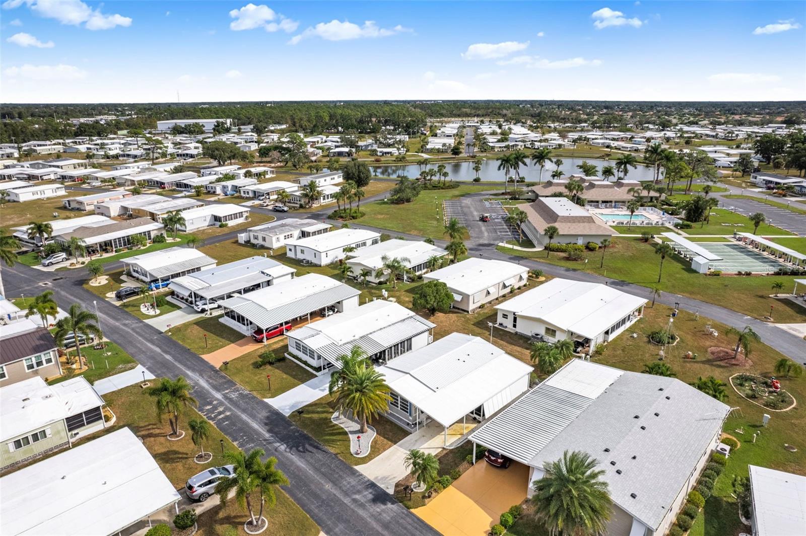 LA CASA MHP CO-OP - Residential