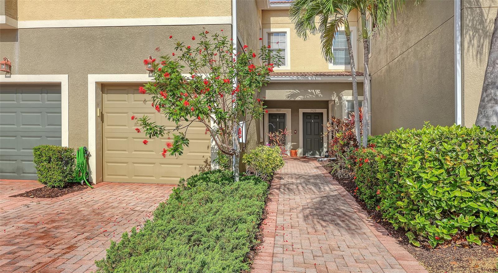 7927 MOONSTONE DRIVE 26-102, SARASOTA, FL, 34233 1 7927 MOONSTONE DRIVE 26-102