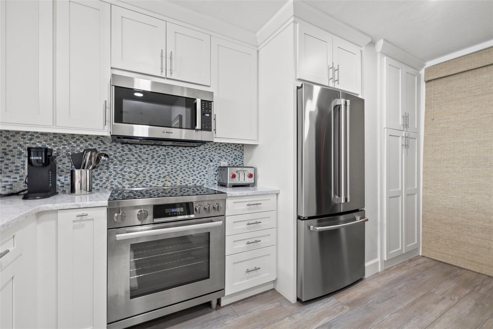 615 DREAM ISLAND PLACE 210