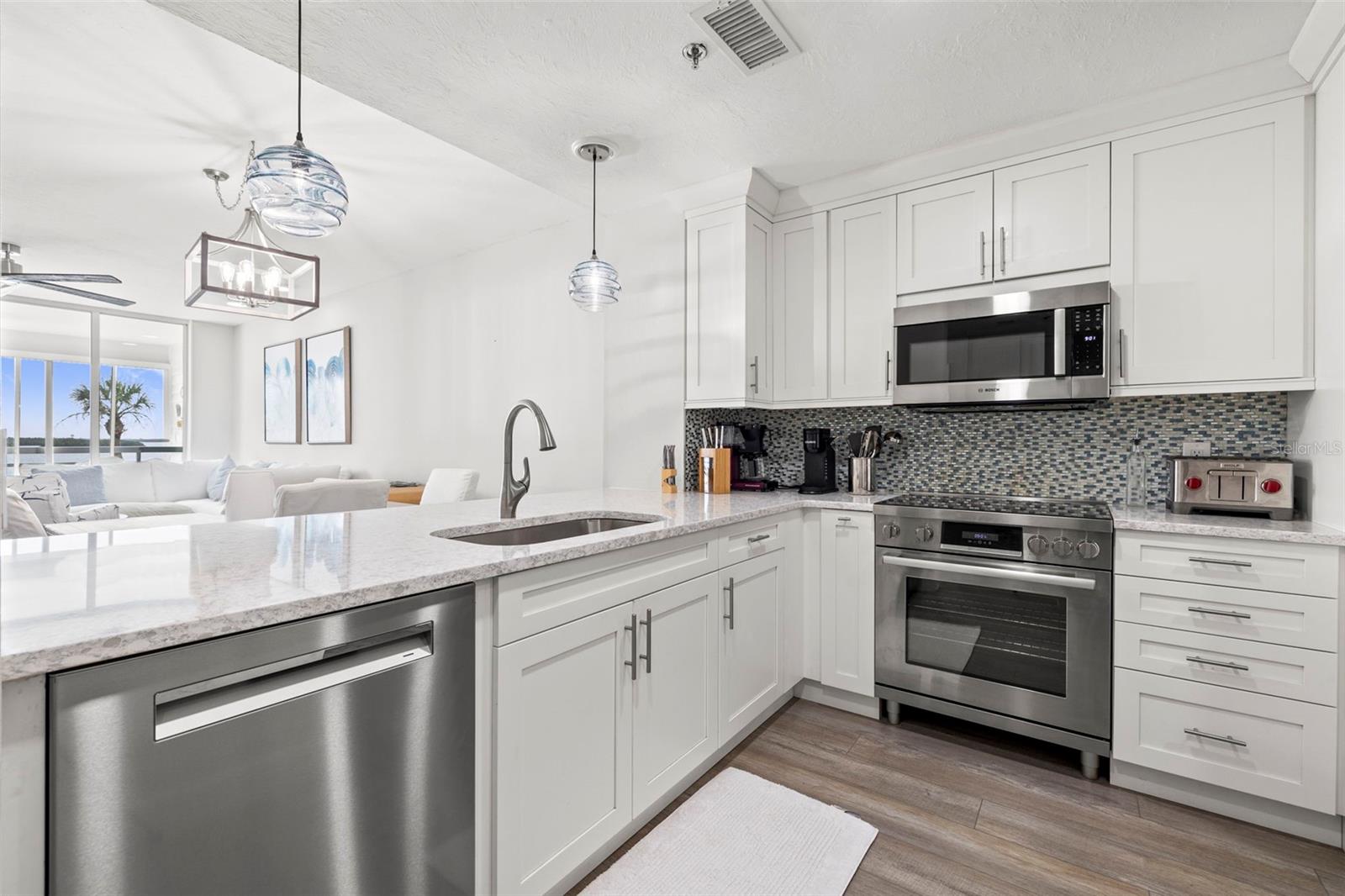 615 DREAM ISLAND PLACE 210