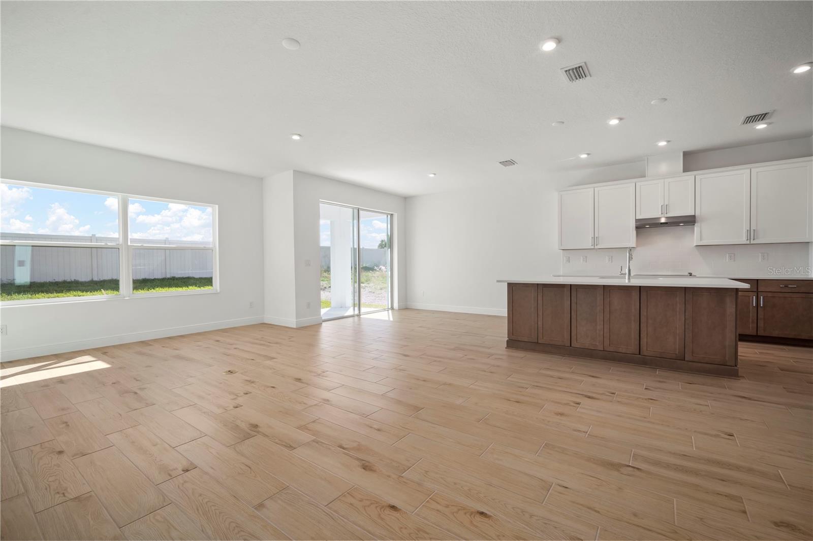 2945 STEWART CREEK CIRCLE