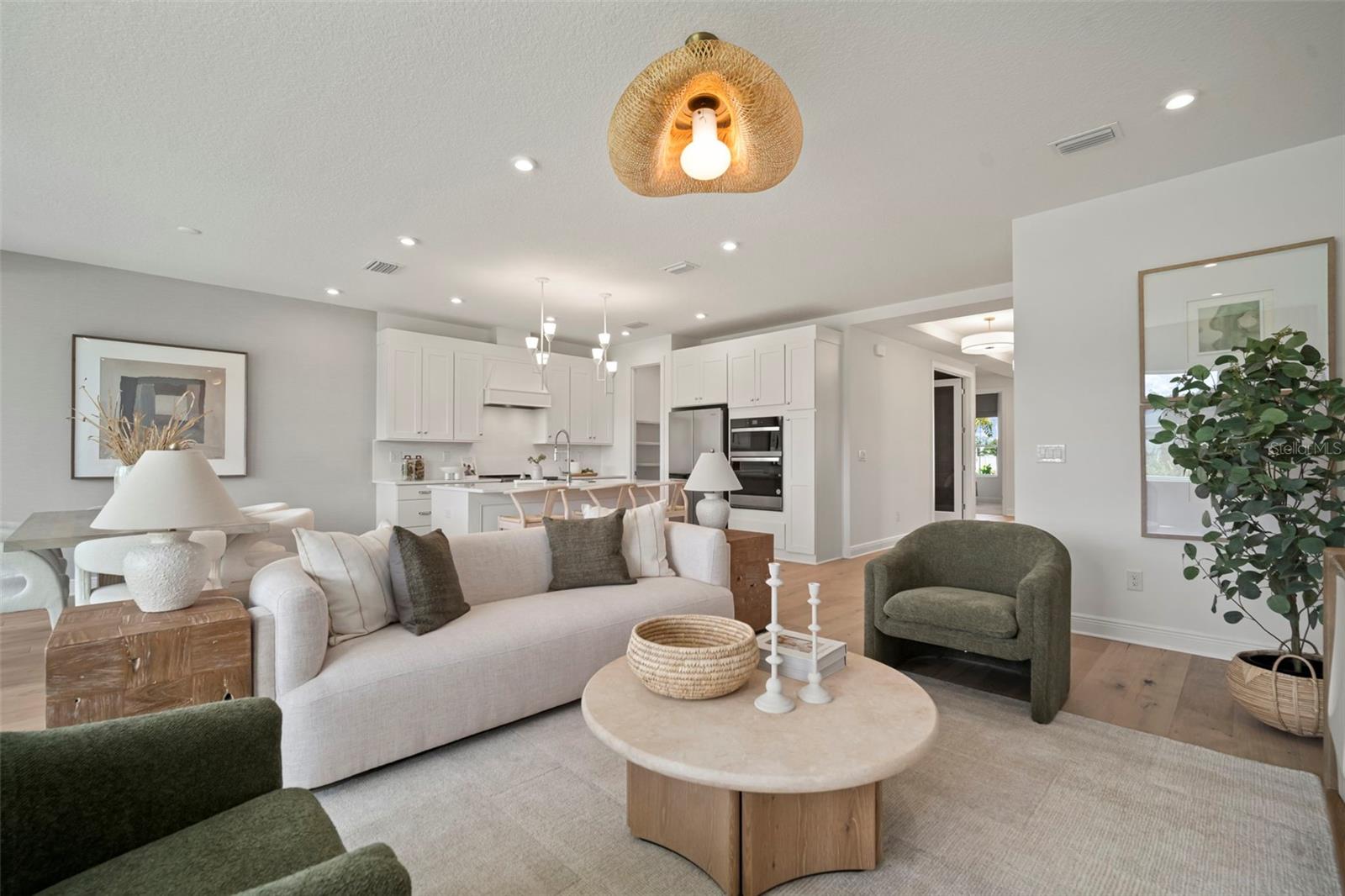 FIELDSTONE - Residential
