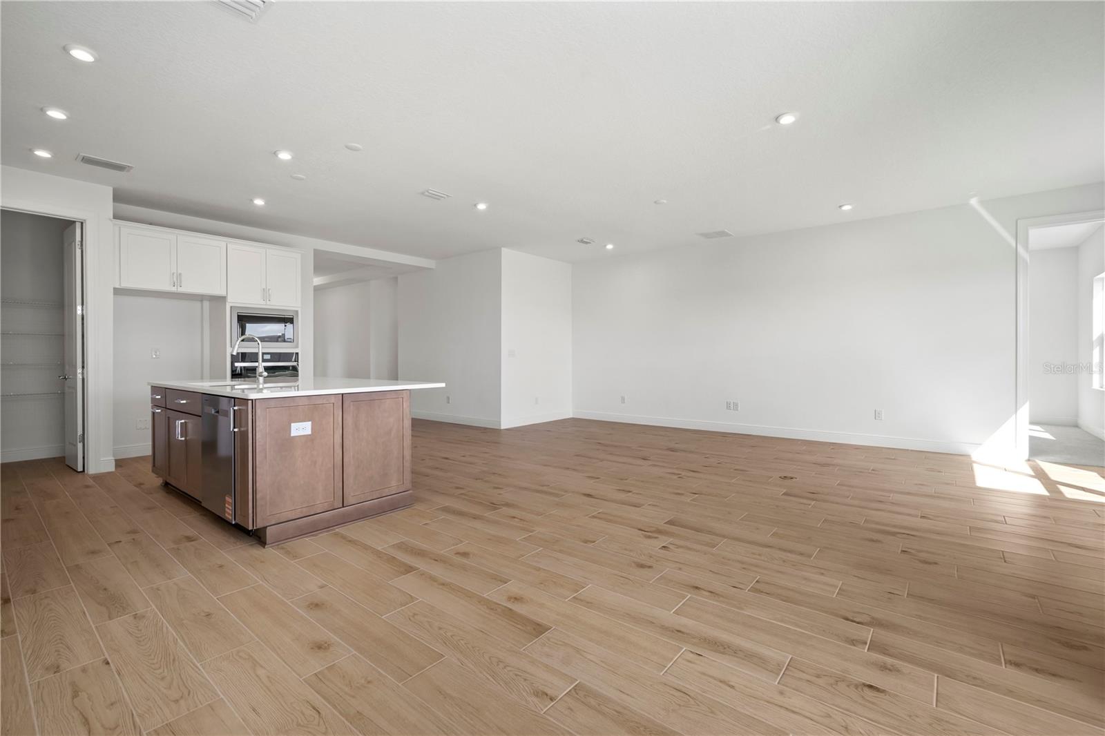 2945 STEWART CREEK CIRCLE