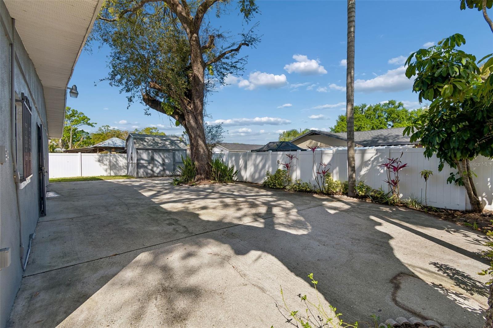 UNPLATTED - Residential