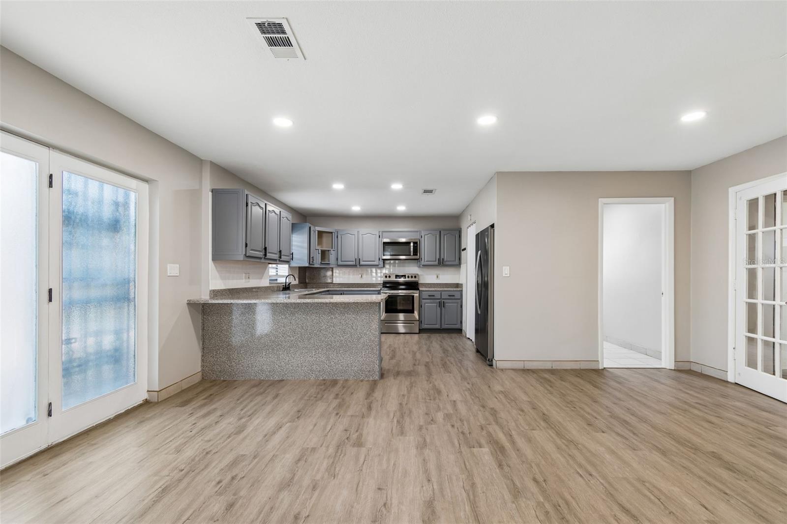 UNPLATTED - Residential