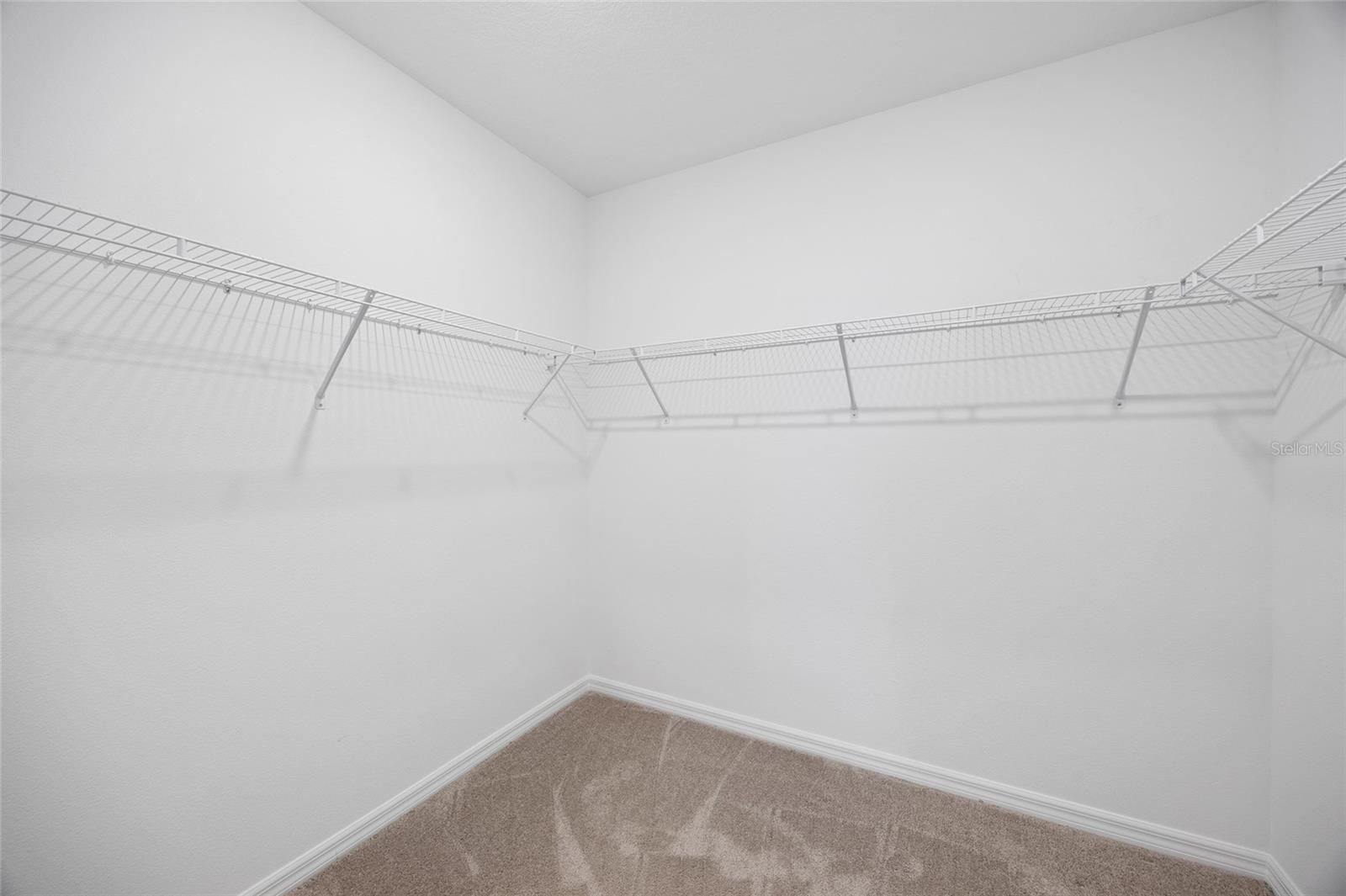 WHISPERING PINES - Residential