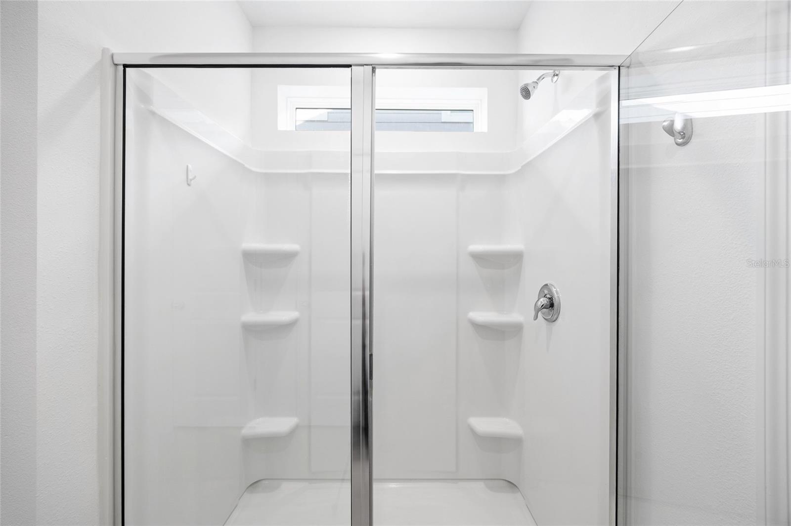 WHISPERING PINES - Residential