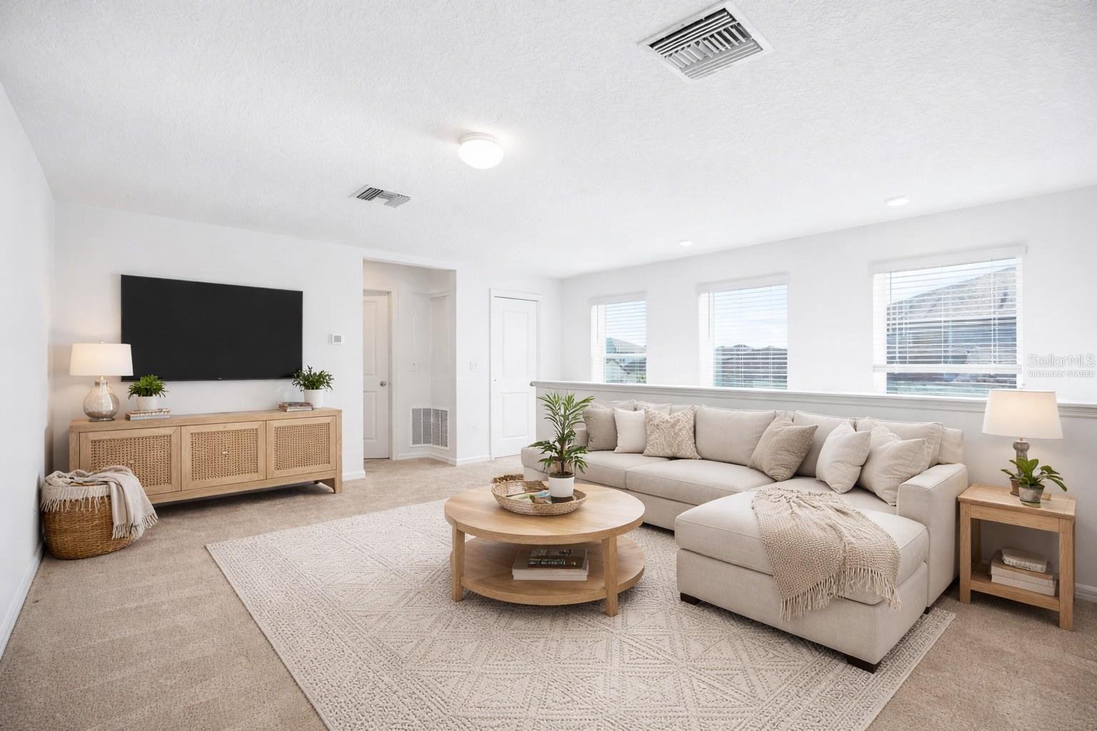 WHISPERING PINES - Residential