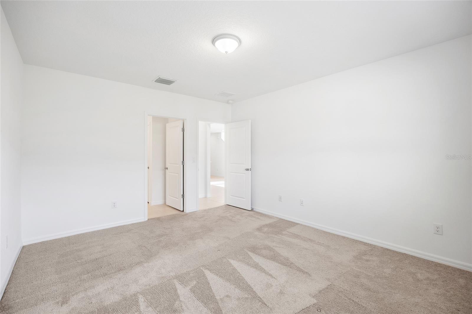 WHISPERING PINES - Residential