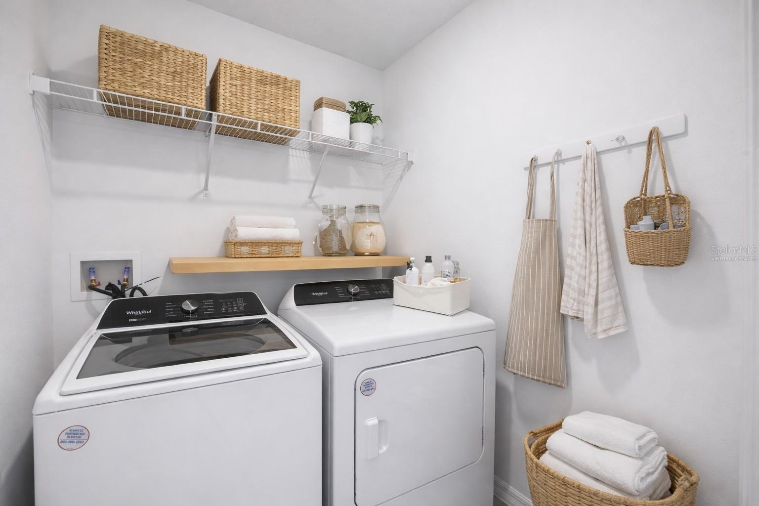 WHISPERING PINES - Residential