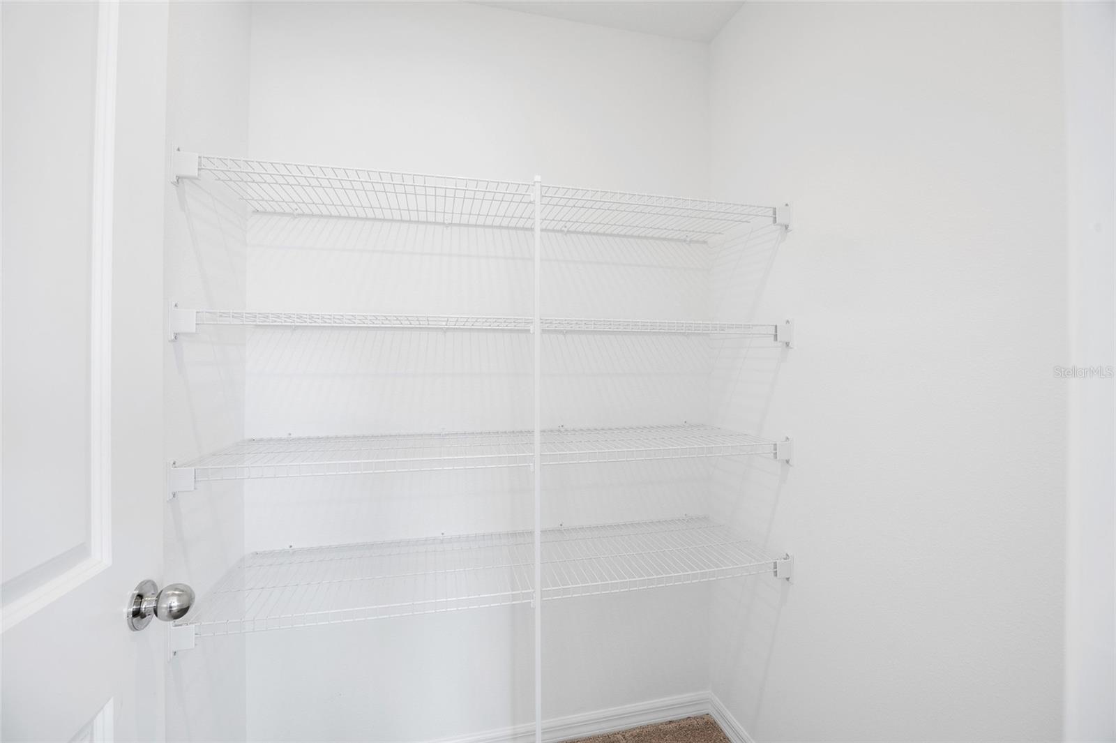 WHISPERING PINES - Residential