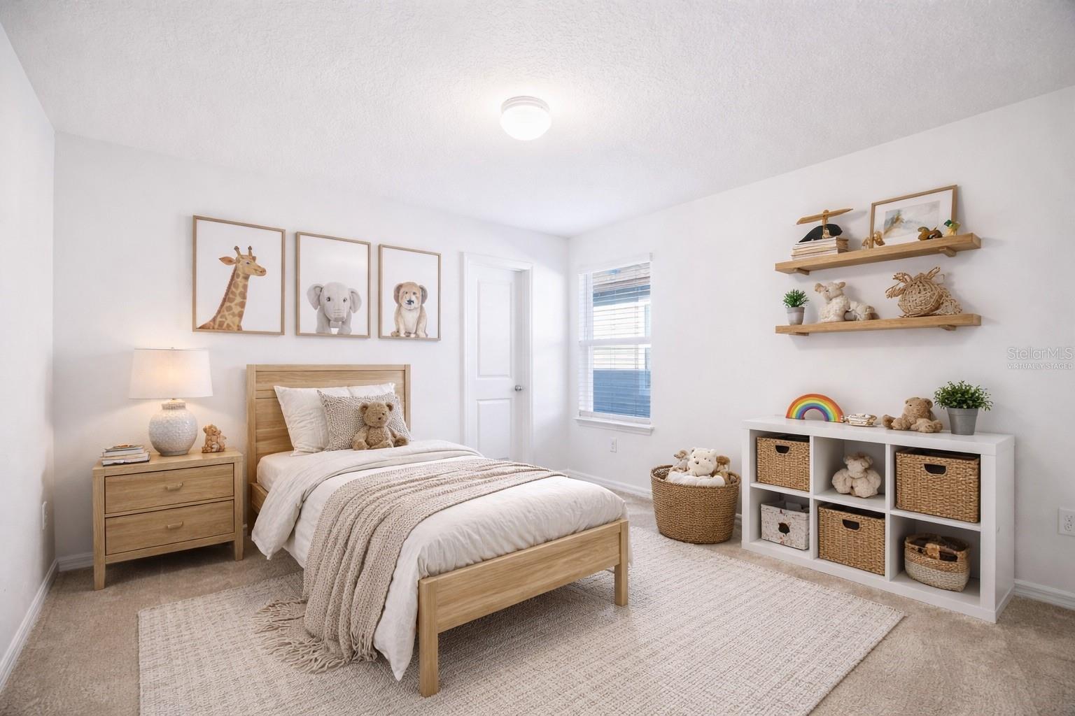 WHISPERING PINES - Residential