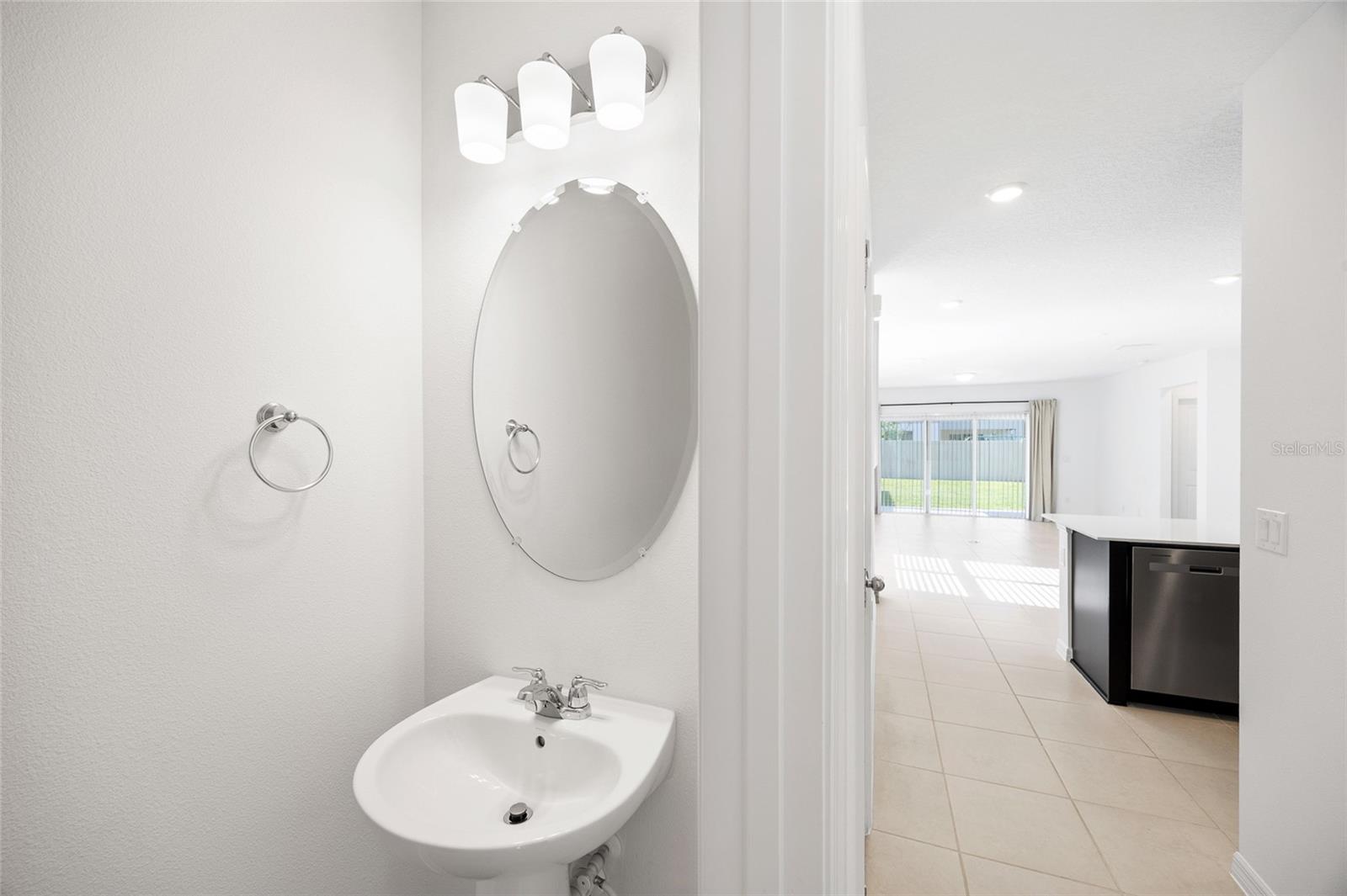 WHISPERING PINES - Residential